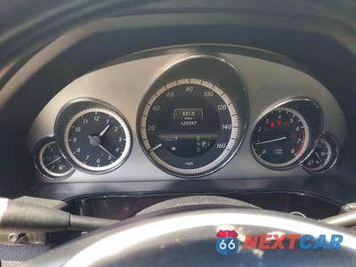 Zdjęcie 9 z 12 samochodu: 2013 MERCEDES-BENZ E 350 VIN:WDDHF5KB4DA724759 - miniatura