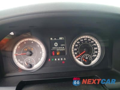 Zdjęcie 9 z 12 samochodu: 2013 RAM 1500 SLT VIN:1C6RR7LT6DS510852 - miniatura