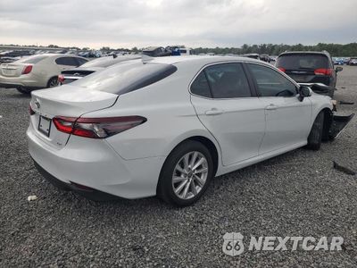 Trzecie zdjęcie samochodu z tyłu: 2023 TOYOTA CAMRY LE VIN:4T1C11AK9PU142202 - miniatura