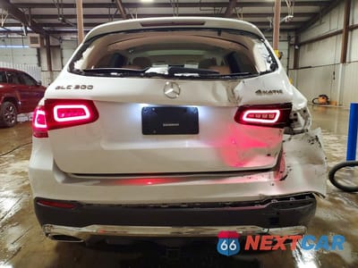 Zdjęcie 6 z 14 samochodu: 2021 MERCEDES-BENZ GLC 300 4MATIC VIN:W1N0G8EB5MF890673 - miniatura