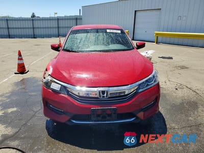 Piąte zdjęcie samochodu w środku: 2017 HONDA ACCORD SPORT VIN:1HGCR2F54HA245313 - miniatura