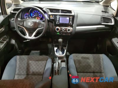 Zdjęcie 8 z 12 samochodu: 2016 HONDA FIT LX VIN:JHMGK5H57GX025533 - miniatura