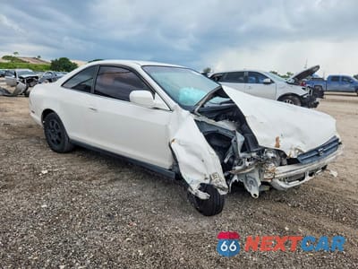 Czwarte zdjęcie samochodu z boku: 2000 HONDA ACCORD LX VIN:1HGCG3148YA010536 - miniatura