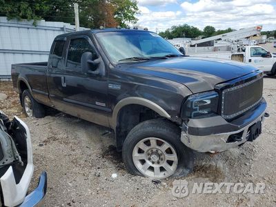 Czwarte zdjęcie samochodu z boku: 2006 FORD F350 SRW SUPER DUTY VIN:1FTWX31P16EA87907 - miniatura