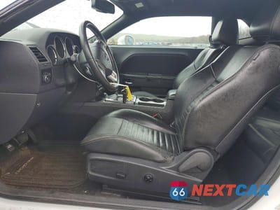 Zdjęcie 7 z 12 samochodu: 2013 DODGE CHALLENGER SXT VIN:2C3CDYAG7DH524540 - miniatura