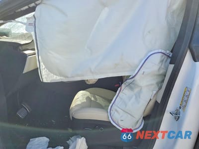 Zdjęcie 7 z 12 samochodu: 2026 TESLA MODEL X VIN:7SAXCDE57TF480340 - miniatura