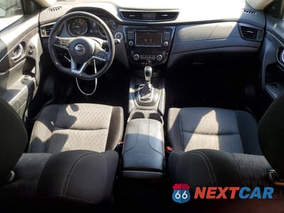 Zdjęcie 8 z 12 samochodu: 2019 NISSAN ROGUE SV VIN:JN8AT2MV1KW379978 - miniatura