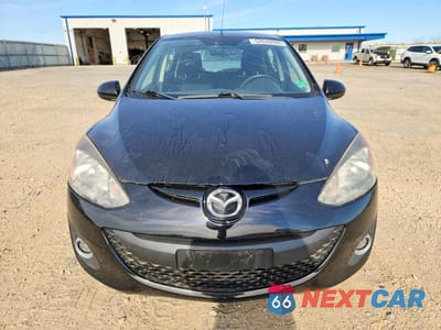 Piąte zdjęcie samochodu w środku: 2012 MAZDA MAZDA2 VIN:JM1DE1LY0C0148485 - miniatura