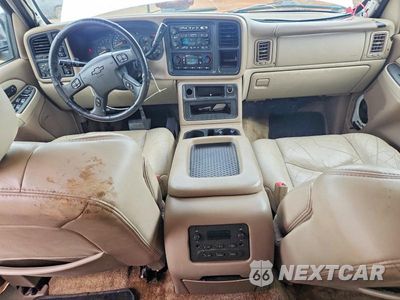 Zdjęcie 8 z 14 samochodu: 2003 CHEVROLET TAHOE K1500 VIN:1GNEK13Z83R212216 - miniatura