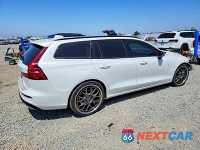Trzecie zdjęcie samochodu z tyłu: 2025 VOLVO V60 POLESTAR ENGINEERED VIN:YV1H60EP6S1642057 - miniatura