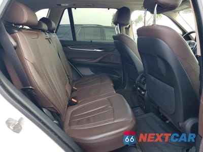 Zdjęcie 11 z 14 samochodu: 2015 BMW X5 XDRIVE35I VIN:5UXKR0C53F0K56033 - miniatura