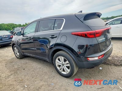 Drugie zdjęcie samochodu z przodu: 2018 KIA SPORTAGE LX VIN:KNDPMCAC2J7365964 - miniatura