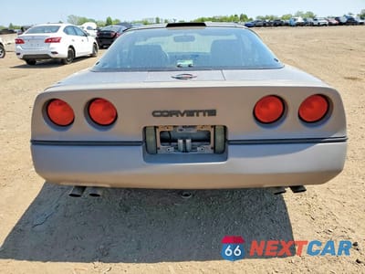Zdjęcie 6 z 12 samochodu: 1989 CHEVROLET CORVETTE VIN:1G1YY2182K5103284 - miniatura