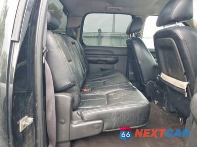 Zdjęcie 10 z 12 samochodu: 2011 GMC SIERRA K2500 SLE VIN:1GT120C87BF193893 - miniatura