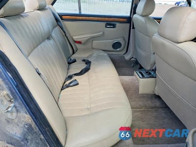 Zdjęcie 10 z 12 samochodu: 1987 JAGUAR XJ6 SOVEREIGN VIN:SAJCL1249HC476768 - miniatura
