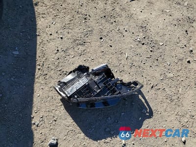 Zdjęcie 12 z 13 samochodu: 2026 BMW 330XI VIN:3MW89CW05T8F86154 - miniatura