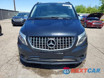 Piąte zdjęcie samochodu w środku: 2019 MERCEDES-BENZ METRIS VIN:WD4PG2EE9K3540769 - miniatura