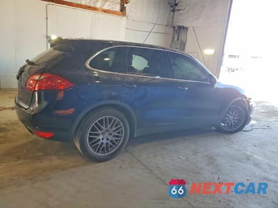 Trzecie zdjęcie samochodu z tyłu: 2012 PORSCHE CAYENNE S VIN:WP1AB2A24CLA43512 - miniatura