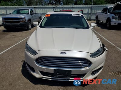 Piąte zdjęcie samochodu w środku: 2013 FORD FUSION SE VIN:3FA6P0H95DR384927 - miniatura