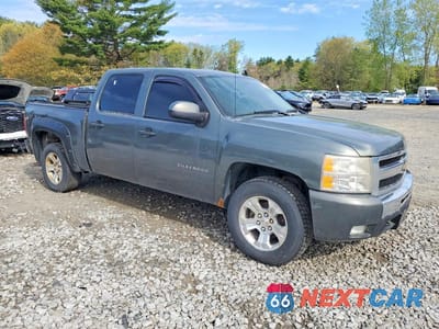 Czwarte zdjęcie samochodu z boku: 2011 CHEVROLET SILVERADO K1500 HYBRID VIN:3GCUKUEJ9BG126618 - miniatura