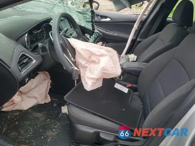 Zdjęcie 7 z 12 samochodu: 2019 CHEVROLET CRUZE LT VIN:1G1BE5SM7K7133851 - miniatura