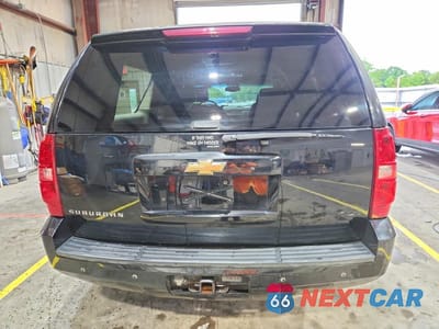 Zdjęcie 6 z 13 samochodu: 2007 CHEVROLET SUBURBAN K1500 VIN:3GNFK16347G303968 - miniatura