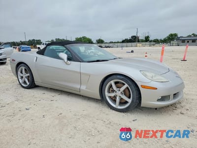 Czwarte zdjęcie samochodu z boku: 2005 CHEV CORVETTE VIN:1G1YY34U655123539 - miniatura