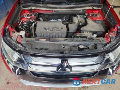 Zdjęcie 11 z 12 samochodu: 2018 MITSUBISHI OUTLANDER SE VIN:JA4AZ3A39JZ053467 - miniatura