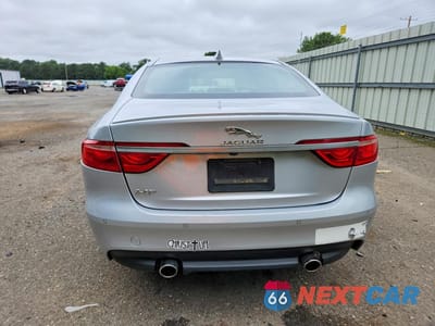 Zdjęcie 6 z 12 samochodu: 2016 JAGUAR XF R - SPORT VIN:SAJBF4BV1GCY16023 - miniatura