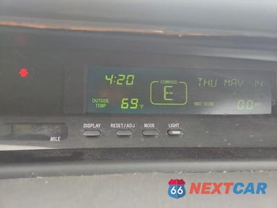 Zdjęcie 9 z 12 samochodu: 2003 TOYOTA AVALON XLS VIN:4T1BF28B03U326396 - miniatura