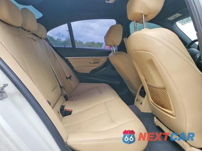 Zdjęcie 10 z 12 samochodu: 2017 BMW 330 XI VIN:WBA8D9G35HNU61721 - miniatura
