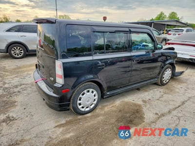 Trzecie zdjęcie samochodu z tyłu: 2006 TOYOTA SCION XB VIN:JTLKT334364053801 - miniatura