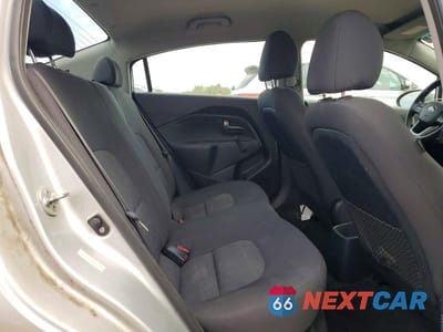 Zdjęcie 10 z 12 samochodu: 2015 KIA RIO LX VIN:KNADM4A35F6457511 - miniatura