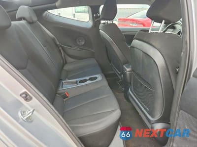 Zdjęcie 11 z 13 samochodu: 2016 HYUNDAI VELOSTER BASE VIN:KMHTC6AD9GU271291 - miniatura