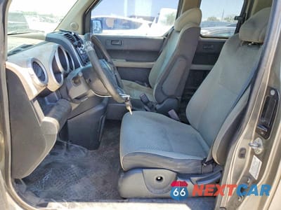 Zdjęcie 7 z 14 samochodu: 2007 HONDA ELEMENT EX VIN:5J6YH177X7L012101 - miniatura