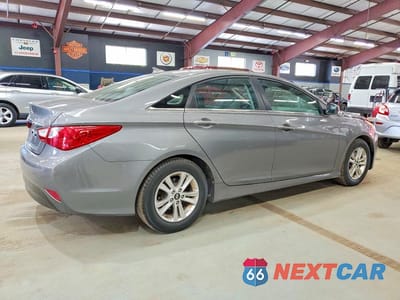 Trzecie zdjęcie samochodu z tyłu: 2014 HYUNDAI SONATA GLS VIN:5NPEB4AC8EH933011 - miniatura