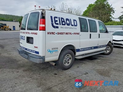 Trzecie zdjęcie samochodu z tyłu: 2018 GMC SAVANA G2500 VIN:1GTW7AFG9J1903078 - miniatura