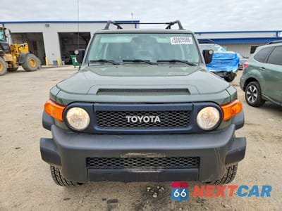 Piąte zdjęcie samochodu w środku: 2011 TOYOTA FJ CRUISER BASE VIN:JTEBU4BFXBK112202 - miniatura