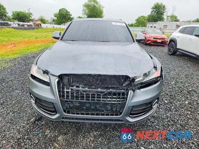 Piąte zdjęcie samochodu w środku: 2014 AUDI Q5 PREMIUM PLUS VIN:WA1LFAFP2EA080631 - miniatura