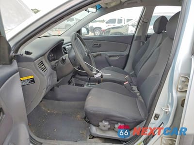 Zdjęcie 7 z 12 samochodu: 2008 KIA RIO BASE VIN:KNADE123186324015 - miniatura