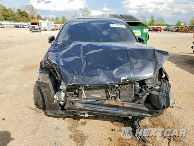 Piąte zdjęcie samochodu w środku: 2019 VOLKSWAGEN PASSAT WOLFSBURG VIN:1VWLA7A36KC009909 - miniatura