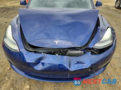 Zdjęcie 11 z 12 samochodu: 2018 TESLA MODEL 3 VIN:5YJ3E1EB9JF093621 - miniatura