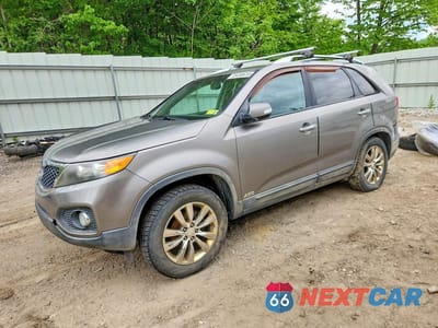 2011 KIA SORENTO EX 5XYKUDA27BG148146 - główne zdjęcie licytacji z USA - miniatura