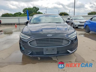 Piąte zdjęcie samochodu w środku: 2020 FORD FUSION SEL VIN:3FA6P0CD1LR130688 - miniatura