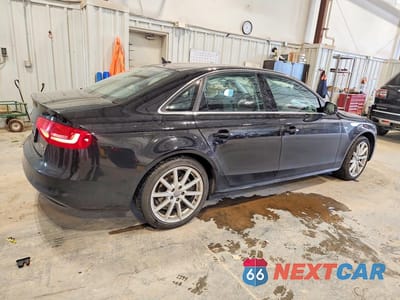 Trzecie zdjęcie samochodu z tyłu: 2016 AUDI A4 VIN:WAUFFAFL3GN017658 - miniatura