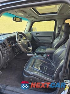 Piąte zdjęcie samochodu w środku: 2009 HUMMER H3 ALPHA VIN:5GTEN13L898106867 - miniatura