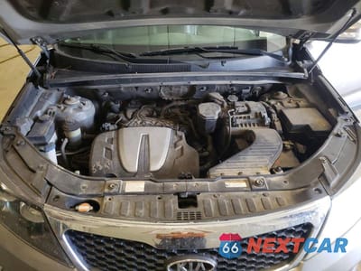 Zdjęcie 12 z 13 samochodu: 2011 KIA SORENTO EX VIN:5XYKUDA27BG129452 - miniatura