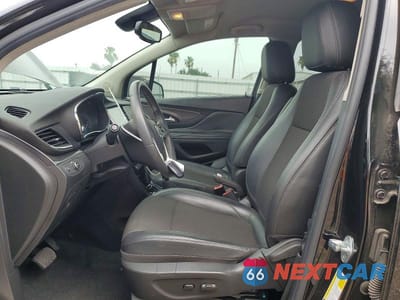 Zdjęcie 7 z 12 samochodu: 2021 BUICK ENCORE PREFERRED VIN:KL4CJASBXMB306254 - miniatura
