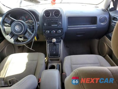 Zdjęcie 8 z 12 samochodu: 2011 JEEP PATRIOT SPORT VIN:1J4NF1GB2BD217640 - miniatura