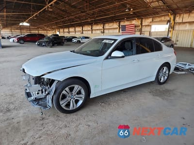 2017 BMW 330 I WBA8B9G36HNU52967 - główne zdjęcie licytacji z USA - miniatura